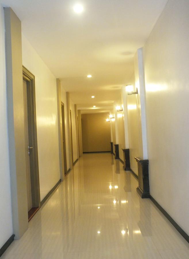 Zamrud Malioboro Hotel ยอกยาการ์ตา ภายนอก รูปภาพ