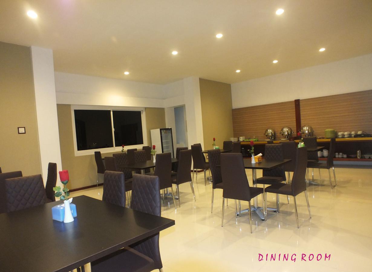 Zamrud Malioboro Hotel ยอกยาการ์ตา ภายนอก รูปภาพ